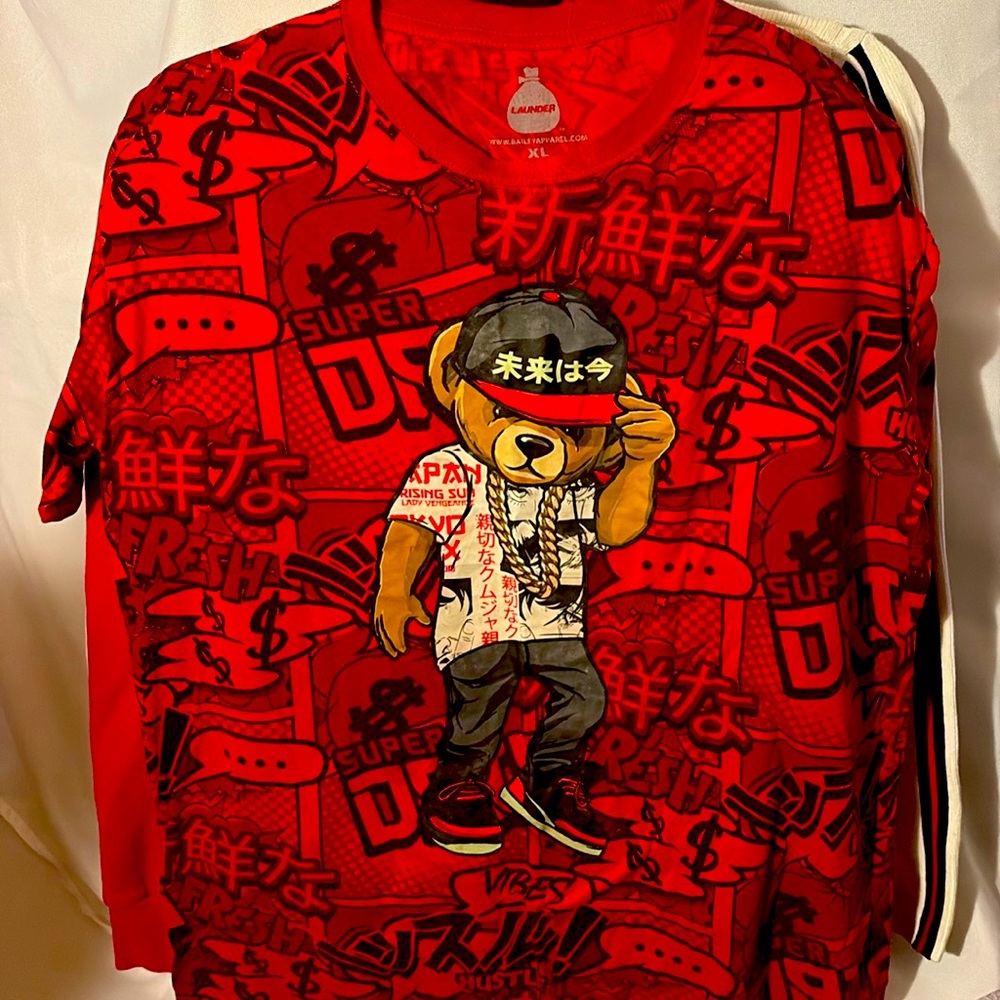 Launder (Bailey Apperal) Graffiti Bear Tee